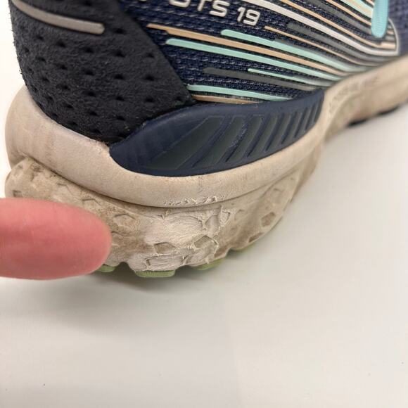 Brooks Adrenaline GTS 19 Road Running Sneaker Shoes Purple Women's 9‎ B (Medium) - Picture 3 of 12